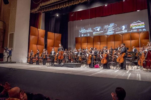 THE MAGIC CELLO