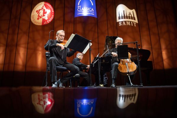 The famous trio wanderer: tribute to romanticism