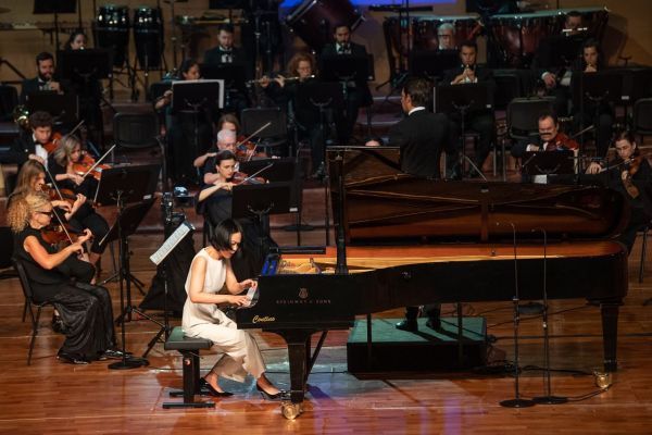 Well tempered chanson