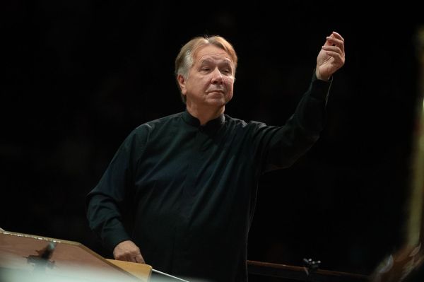 Fantastical violin dreams