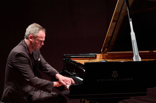Grand Piano Finale
